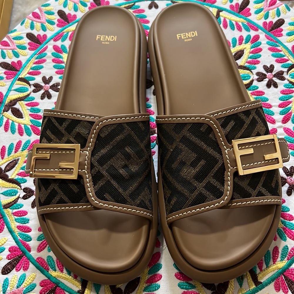 Fendi Ff Slides - Picture 2 of 4